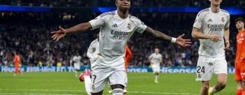 Vinicius: «No conecté con Xabi Alonso y con Arbeloa la conexión es maravillosa»