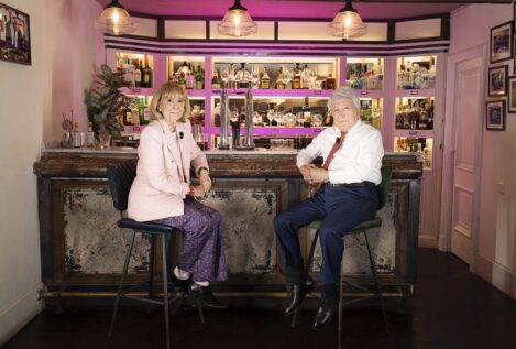 Enrique Cerezo: «El rey Juan Carlos tiene que volver a España porque esta es su tierra»