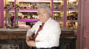 Enrique Cerezo: «El rey Juan Carlos tiene que volver a España porque esta es su tierra»