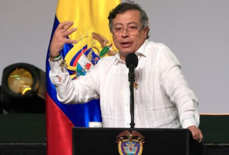 Petro sugiere que Ecuador podría estar «bombardeando» Colombia en la frontera