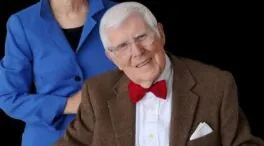 Aaron T. Beck, psiquiatra: «La felicidad depende de cómo interpretamos la realidad, nuestros pensamientos crean el estado de ánimo»