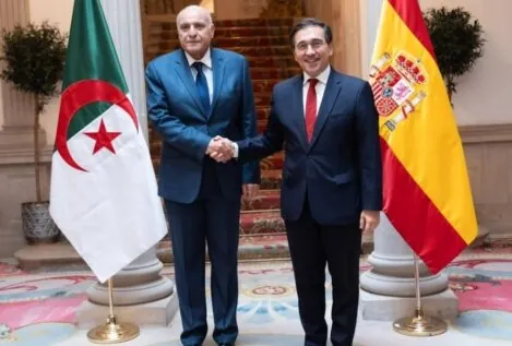 Albares viajará la próxima semana a Argelia para cerrar la cumbre entre Sánchez y Tebune