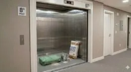 Confirmado por ley: si haces una reforma y usas el ascensor de tu comunidad como montacargas, te puede salir muy caro