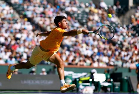 Medvedev acaba con la imbatibilidad de Alcaraz en Indian Wells