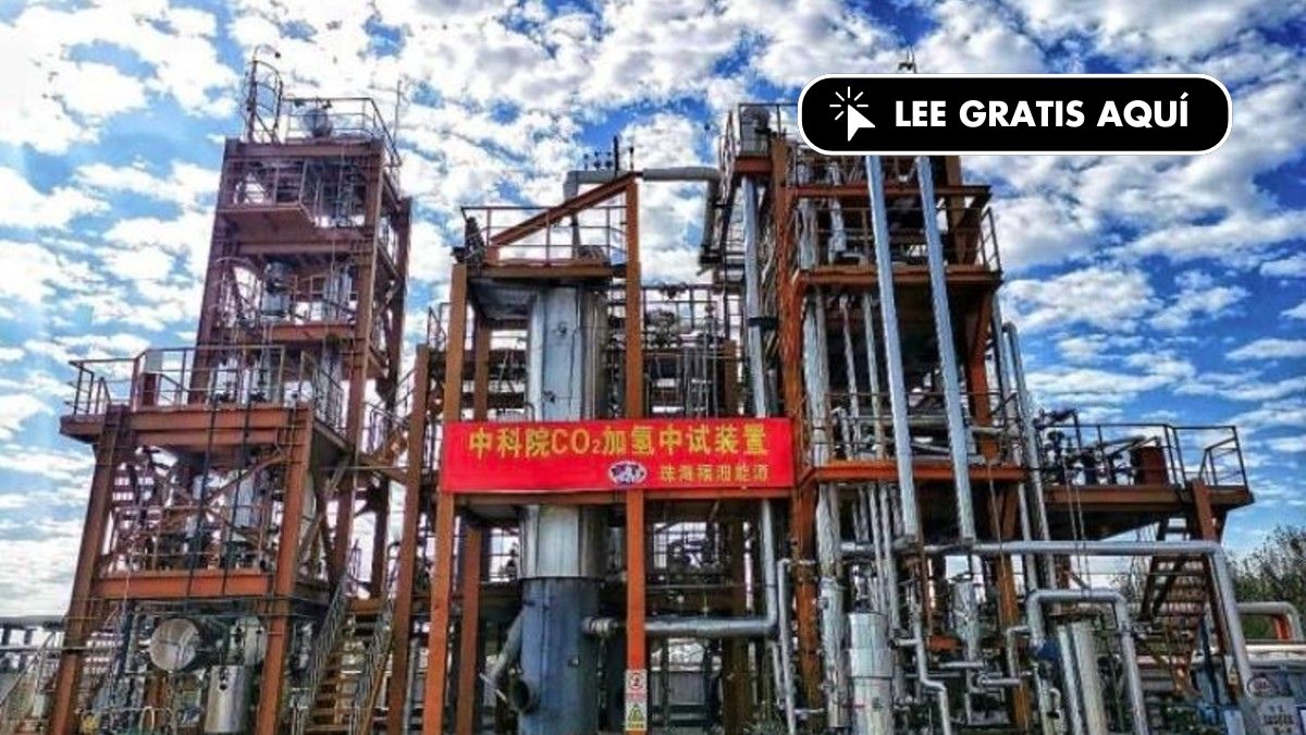 China implementa un tope al precio de los combustibles ante la escalada por la guerra