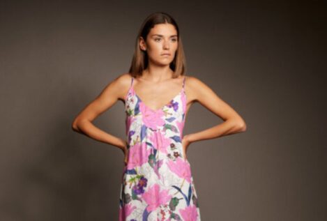 Cinco vestidos de invitada de boda de marcas españolas con los que acertarás esta primavera 2026