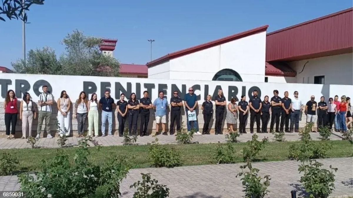 CSIF advierte de una «grave agresión» de un interno a un funcionario en la prisión Sevilla II