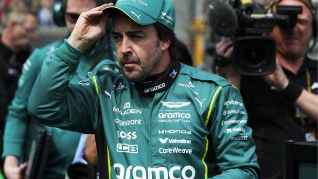 Fernando Alonso termina la carrera en Japón y cumple la misión de Aston Martin