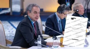 Zapatero facturó 24.200 euros a la consultora de su lobby chino por dos charlas en Kazajistán