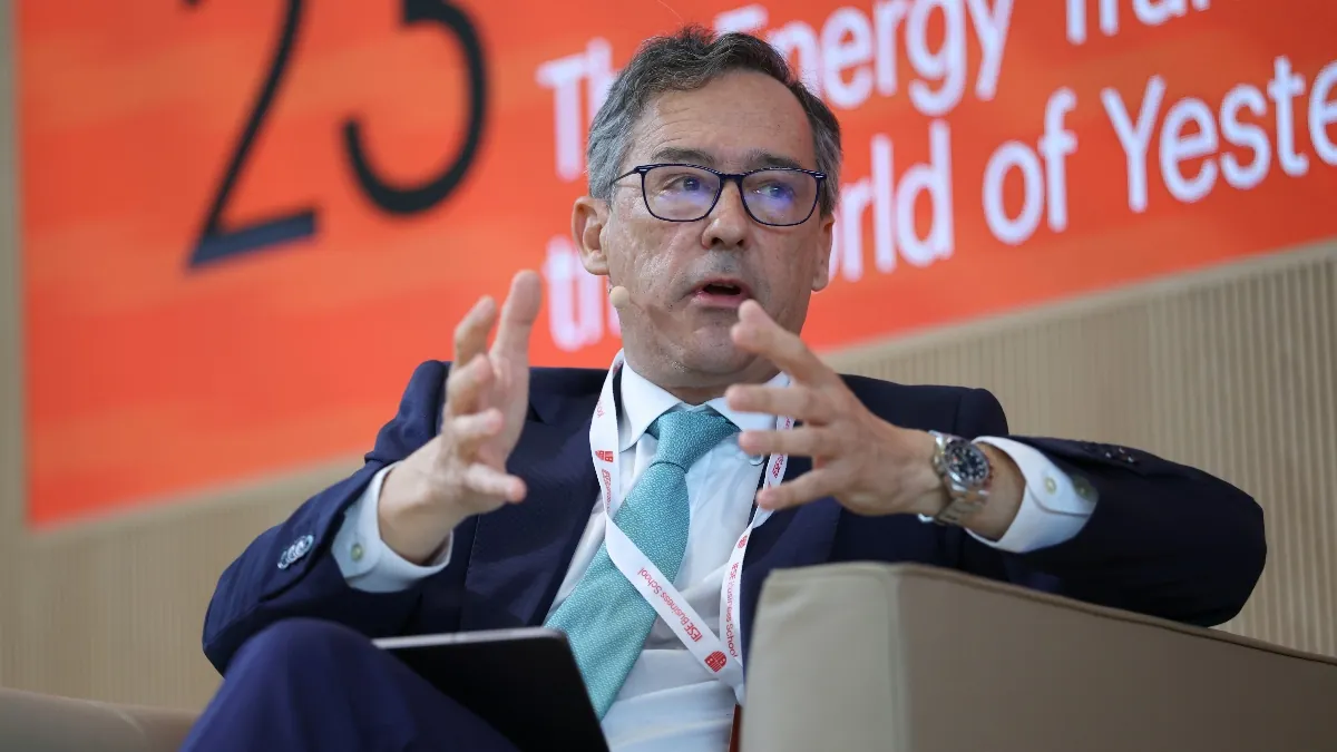 Exolum responde a Hatta Energy que el sistema logístico no afecta a la descarga de combustible