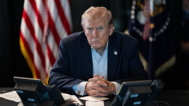 Trump dice que las grandes empresas de Defensa cuadruplicarán la producción de armas