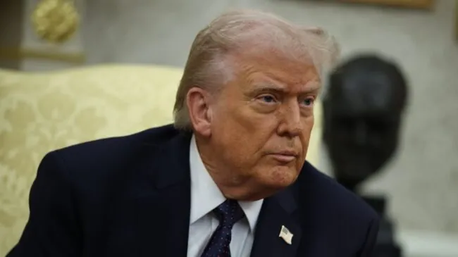 Trump asegura que Cuba «caerá muy pronto», pero ahora está «centrado en Irán»