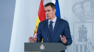 Sánchez exige reabrir el estrecho de Ormuz y preservar «los yacimientos energéticos»