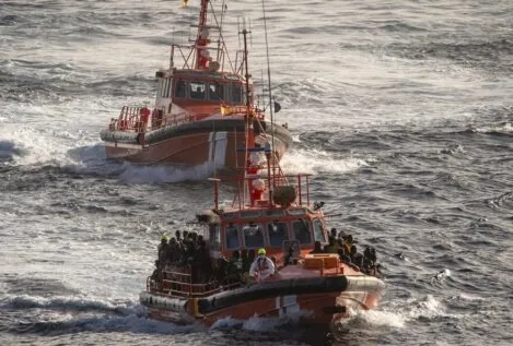 La Guardia Civil desmantela una red de tráfico irregular de inmigrantes en la costa de Granada