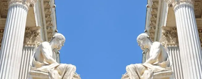 Epicteto, filósofo, sobre la felicidad: «No pretendas que las cosas ocurran como tú quieres, sino que se produzcan tal como se producen»