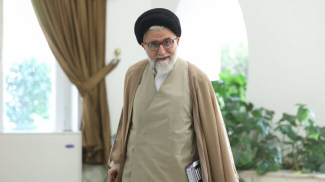 Israel afirma que mató al ministro de Inteligencia de Irán en un nuevo bombardeo contra Teherán