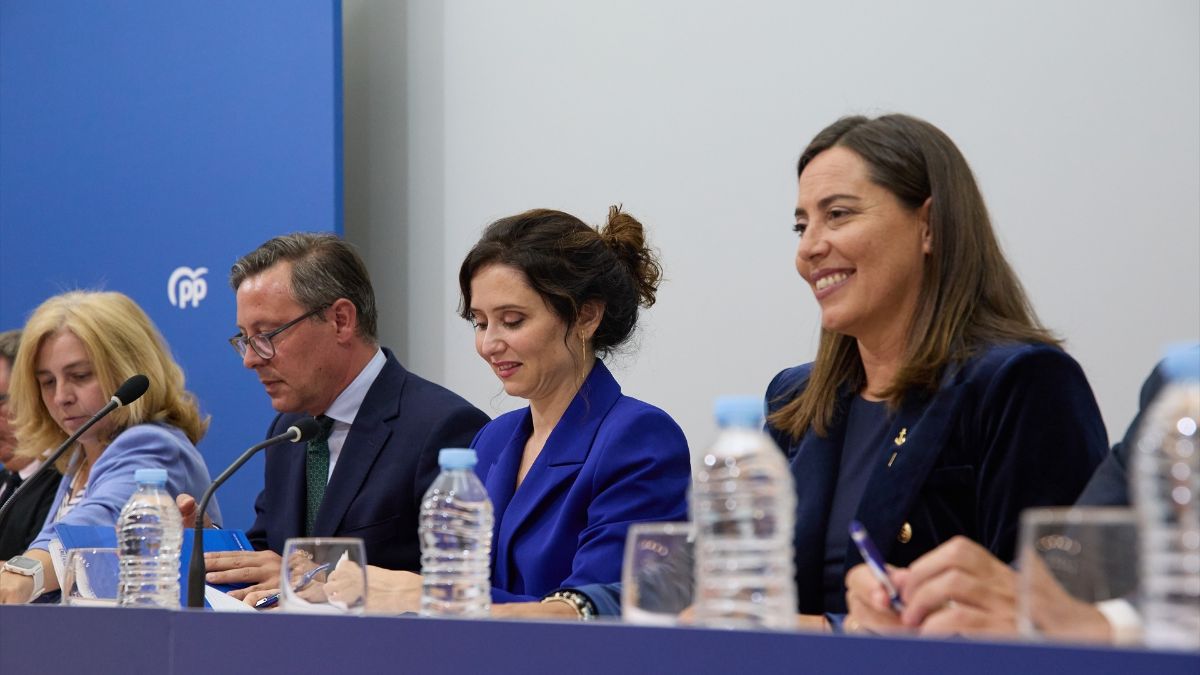 La ‘tres’ de Ayuso, tras pedir la Fiscalía archivar la causa contra ella: «La verdad solo tiene un camino»