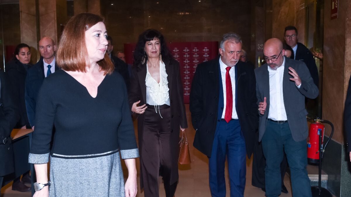 Armengol sigue a Torres y solicita testificar por escrito en el juicio de las mascarillas