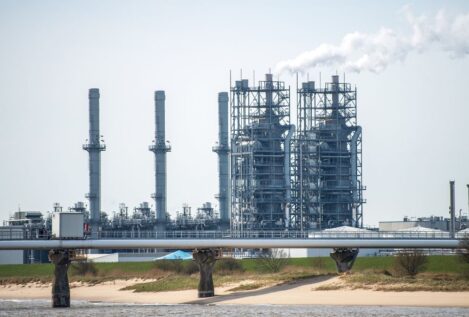 El precio del gas natural crece un 30% y alcanza los 69 euros