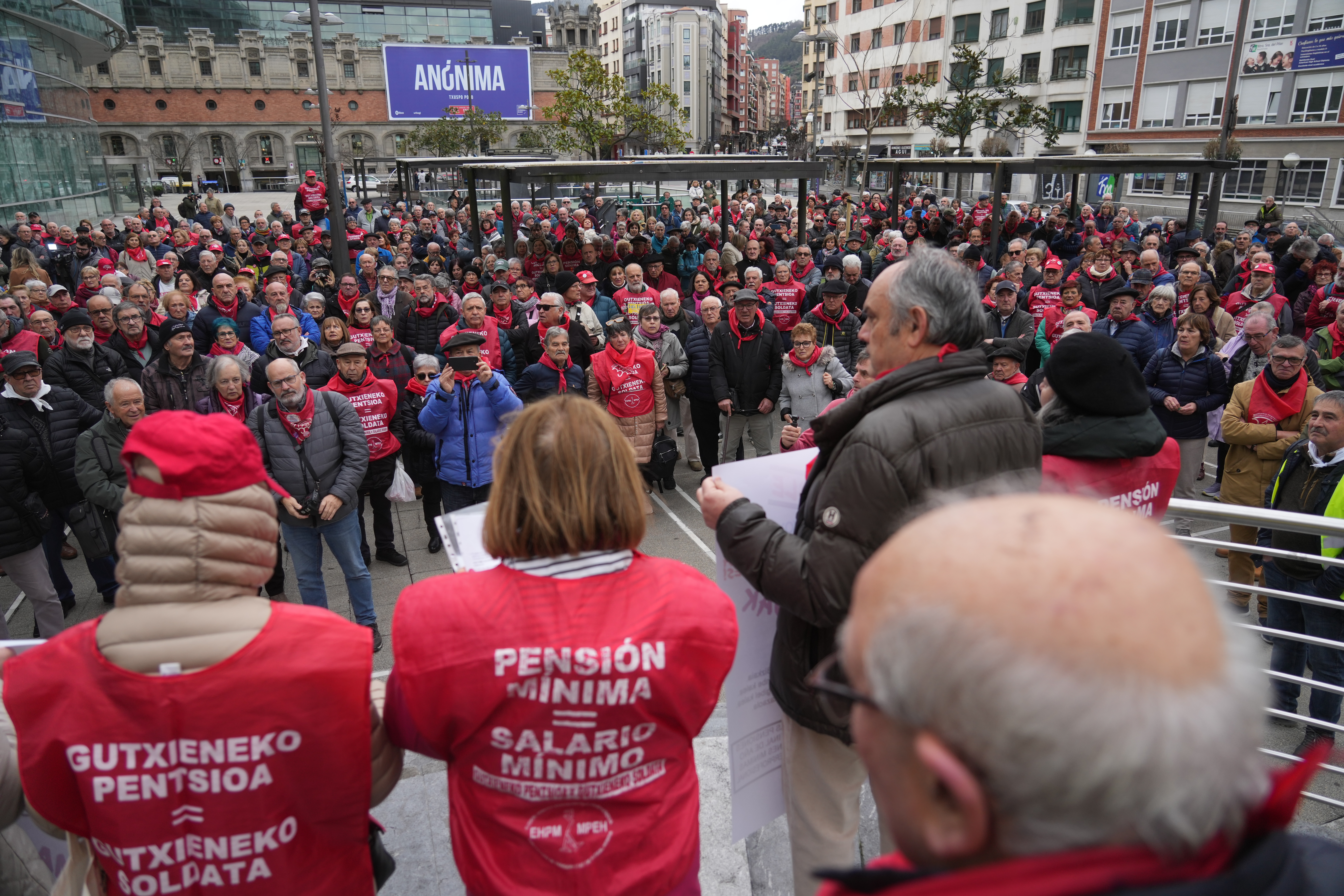 La guerra amenaza con un aumento irreversible de las pensiones de hasta 9.000 millones al año