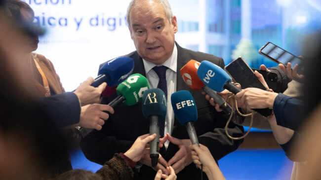 La estadística del INE desmiente al Gobierno: no hay récord de empleo industrial en España