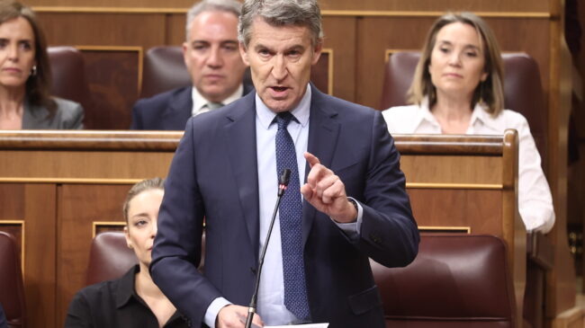 El PP exige a Sánchez que pida permiso al Congreso para enviar un barco a la guerra