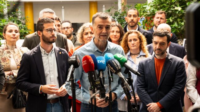 IU se abre a un pacto con Podemos en Andalucía, pero sin ofrecer puestos destacados