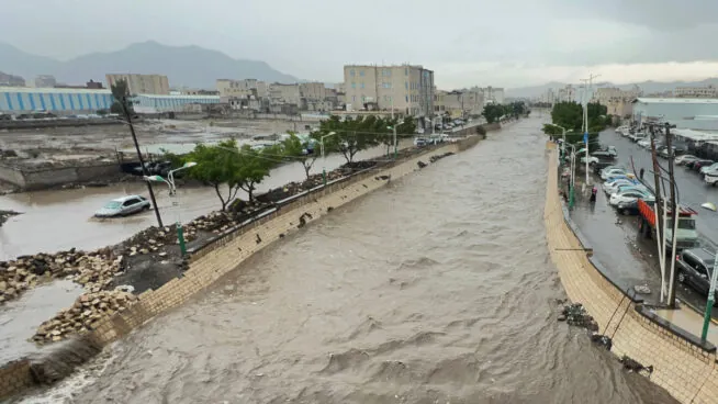 Al menos 17 muertos y más de 1.300 familias afectadas por graves inundaciones en Yemen