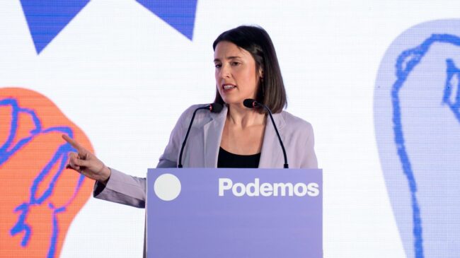 El miedo a los sondeos mueve por primera vez a Podemos hacia un pacto en la izquierda