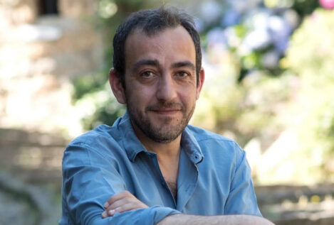 La isla como destino: Jérôme Ferrari explora la memoria, el honor y la violencia heredada