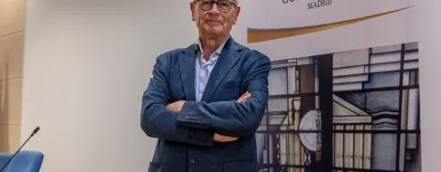 José Luis Pardo (72), filósofo español: «Cuando la felicidad se convierte en una obligación impuesta, acaba generando angustia»