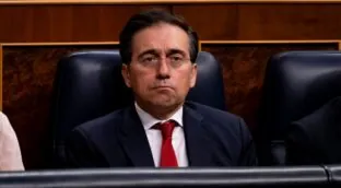 Albares cambia a los embajadores españoles en Líbano y Jordania en plena guerra de Irán