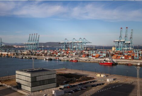 Las exportaciones sufren el mayor deterioro en cinco años mientras crece el peso de China