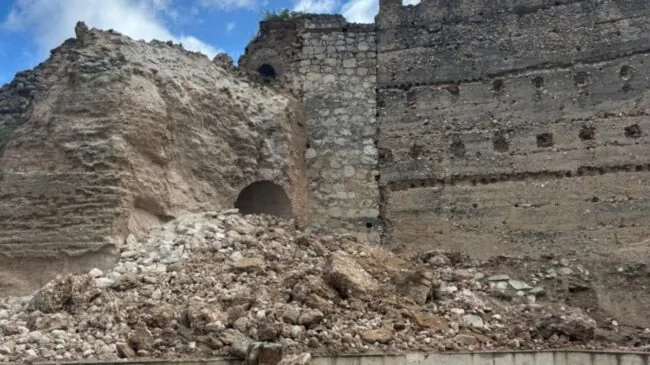 Se derrumba una torre del castillo de Escalona (Toledo) sin daños personales