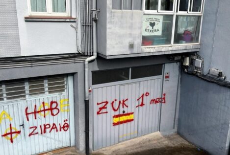 Aparecen pintadas contra el consejero Bingen Zupiria y la Ertzaintza en Hernani (Guipúzcoa)