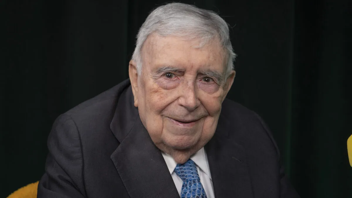 VÍDEO | Luis María Anson: «La situación sería parecida a la del 36, si no estuviéramos en Europa»