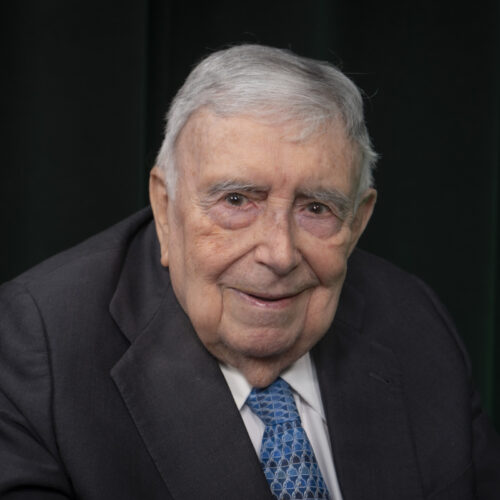 Podcast | Fuera de micrófono con Luis María Anson