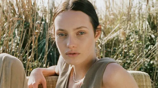 Ni naranja ni verde: el color tendencia de Mango para vestidos de invitada de boda esta primavera verano