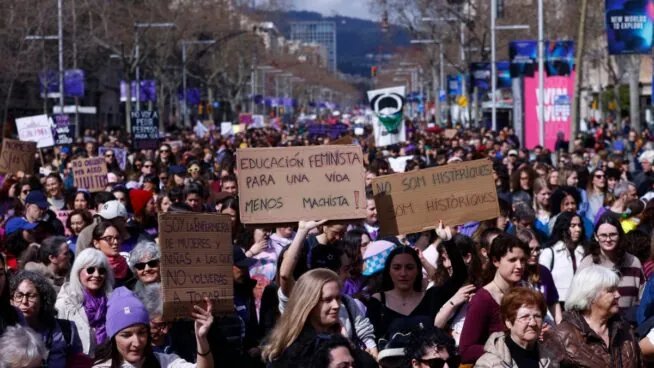 Las manifestaciones del 8-M en España, en imágenes