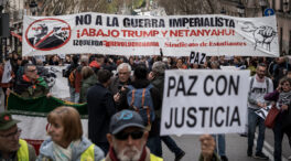 Unas 4.000 personas entonan el 'no a la guerra' en una manifestación en Madrid