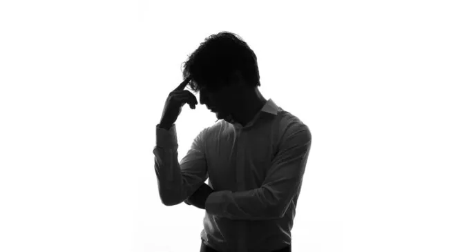 Marian Rojas (42), psiquiatra, sobre el hábito que lastra tu felicidad: «Pensar no es lo mismo que rumiar»