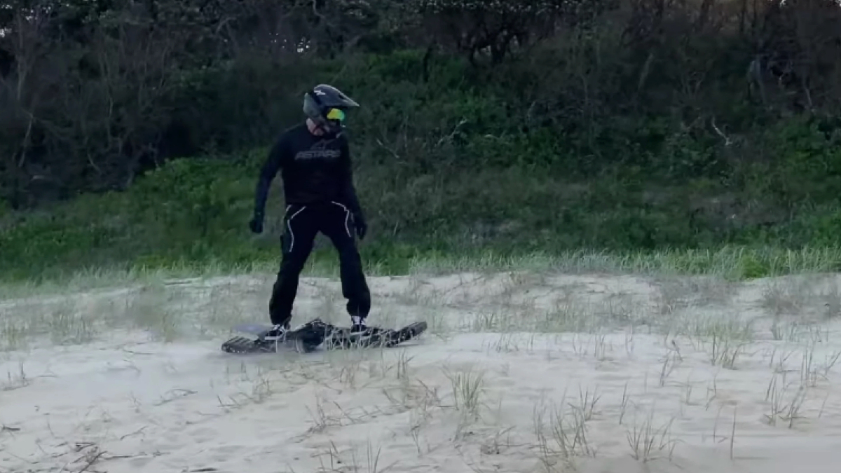 Una empresa australiana quiere que los soldados se muevan subidos en monopatines