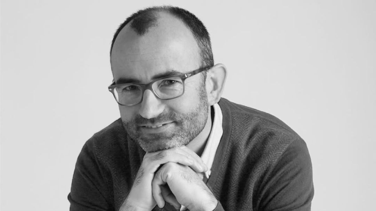 Rafael Santandreu, psicólogo: «La felicidad no consiste en conseguir que todo vaya bien, sino en entrenar la mente para cuando las cosas van mal»