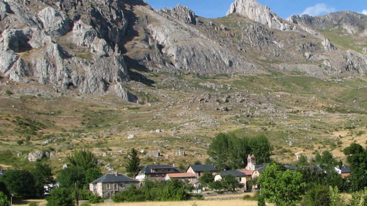 El alcalde de Sena de Luna (León) sorprendido conduciendo sin carne y positivo en alcohol