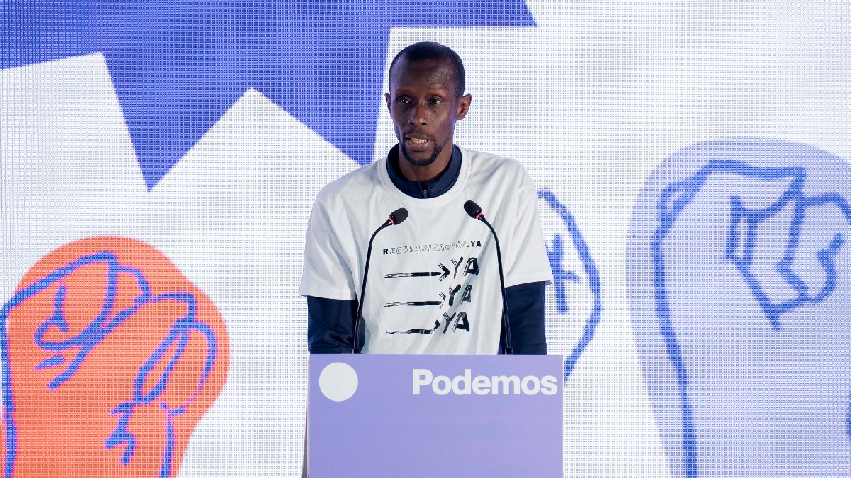 Podemos aprovecha el arresto de Serigne Mbayé para arremeter contra Sumar