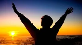 Séneca, filósofo, ya lo advirtió a sus 62 años: «Es feliz el que está contento con las circunstancias que tiene, sean cuales sean»