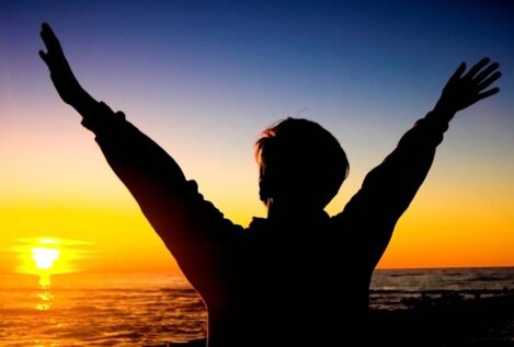 Séneca, filósofo, ya lo advirtió a sus 62 años: «Es feliz el que está contento con las circunstancias que tiene, sean cuales sean»