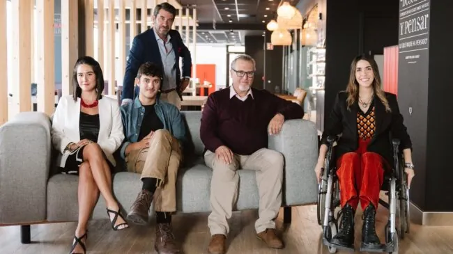 'Café para Cinco', la miniserie del Santander que protagoniza Arturo Valls