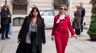 El protagonismo de Yolanda Díaz desconcierta a sus socios: «¿En nombre de quién habla?»