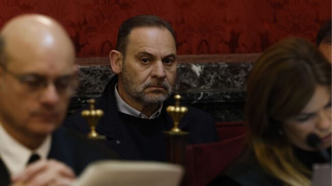 El abogado de Ábalos se plantea acudir al TC al rechazar el Supremo sus cuestiones previas